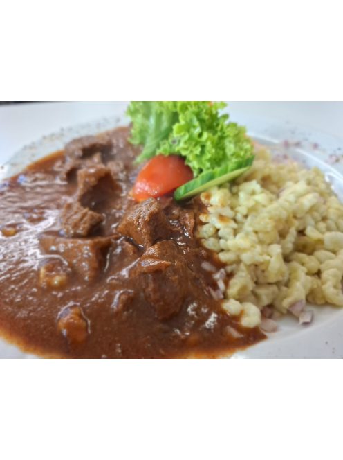 Vörösboros marhapörkölt