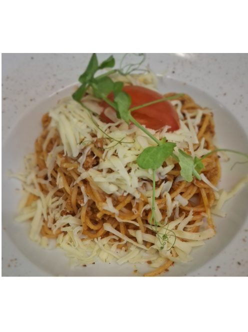 Bolognai spagetti sajttal